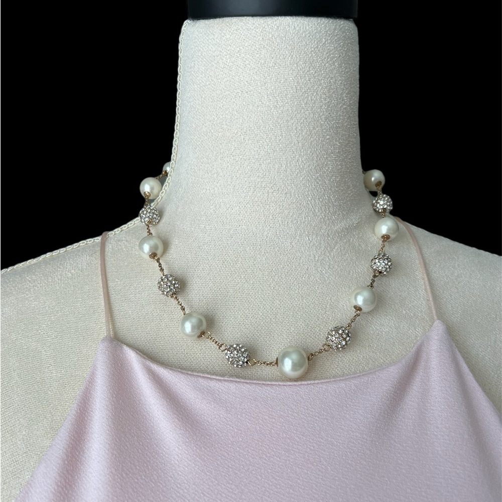 Faux Pearl Rhinestone Necklace & Earrings set.
